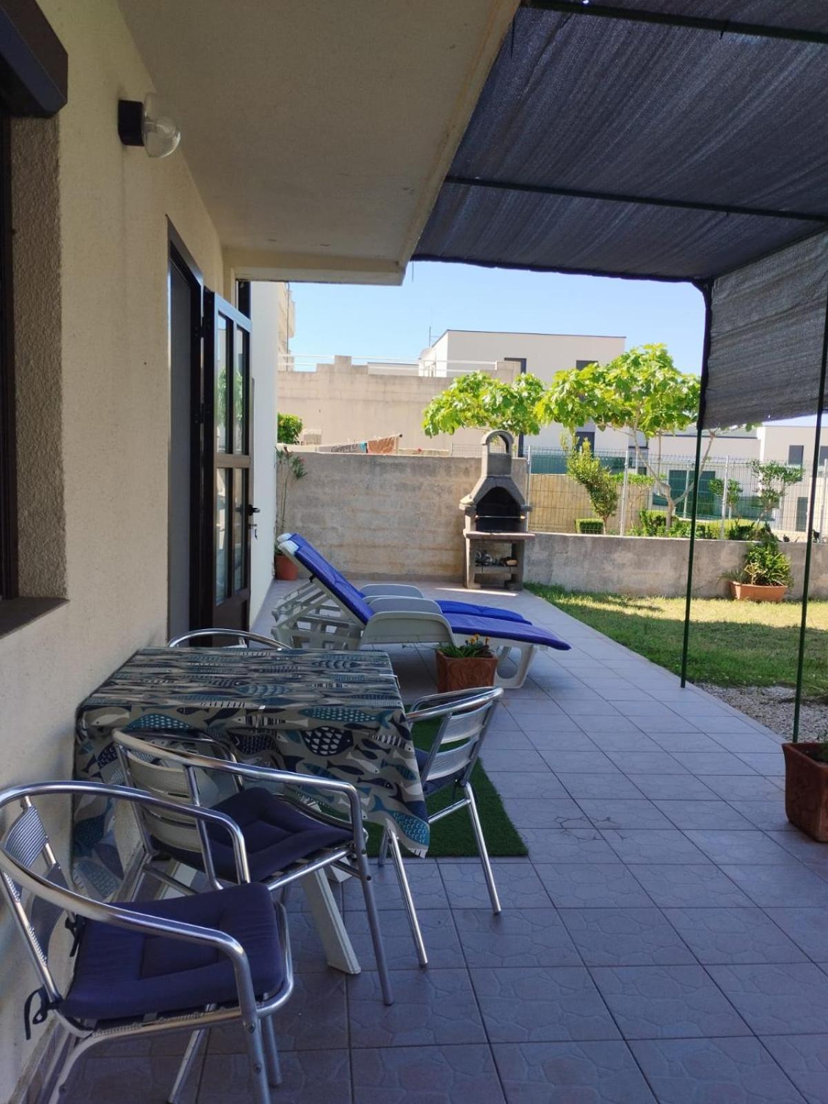 Apartments Lucia Паг Екстер'єр фото